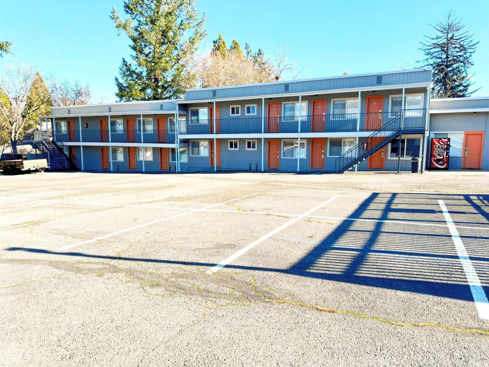 Ashland Motel - Oregon Екстер'єр фото